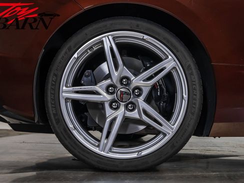 Used 2023 Chevrolet Corvette Stingray Coupe w/ Z51 Performance Package image 23