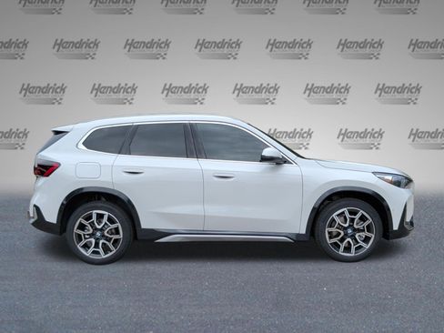 Used 2027 BMW X1 xDrive28i w/ Technology Package AWD/4WD image 6