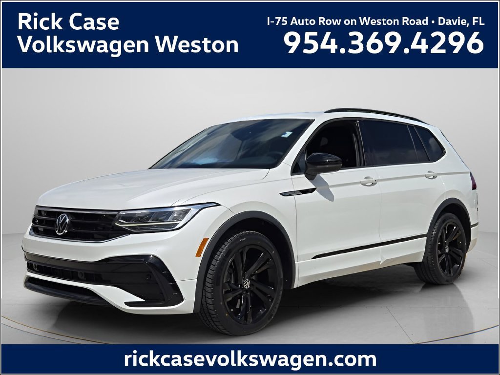 Certified 2023 Volkswagen Tiguan SE R-Line FWD image 1