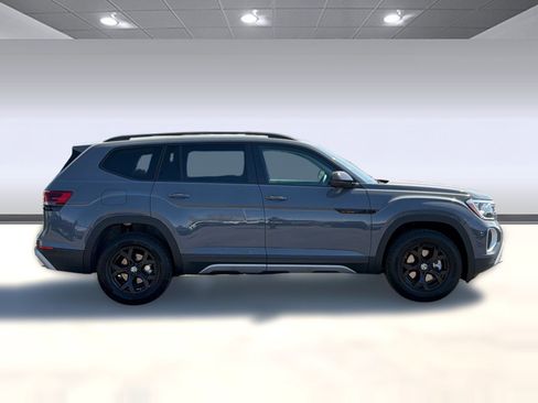 New 2026 Volkswagen Atlas Peak Edition AWD/4WD image 8