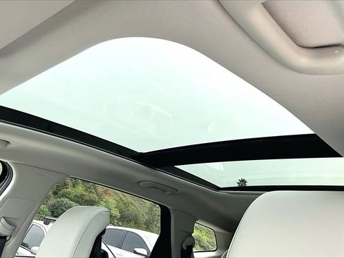 Certified 2025 Kia Sportage EX w/ Premium Package image 12