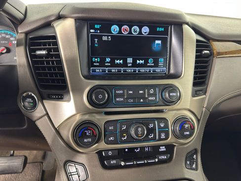 Used 2017 GMC Yukon Denali image 24