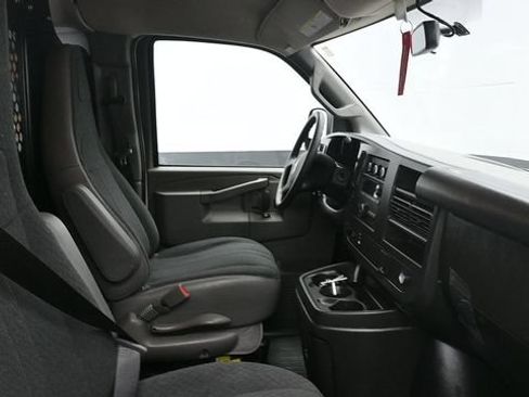 Used 2025 GMC Savana 2500 w/ Driver Convenience Package RWD image 18