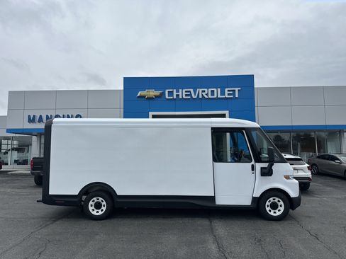 New 2025 Chevrolet Brightdrop 600 image 1