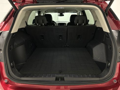 Used 2018 GMC Terrain Denali w/ Advanced Safety Package image 31