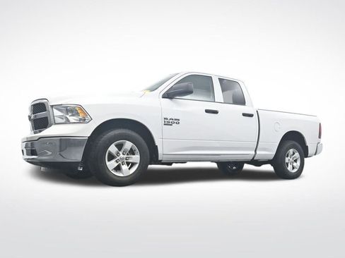 Used 2024 RAM 1500 Classic SLT image 29