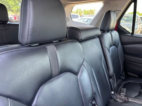 Certified 2025 Honda Pilot Touring image 29