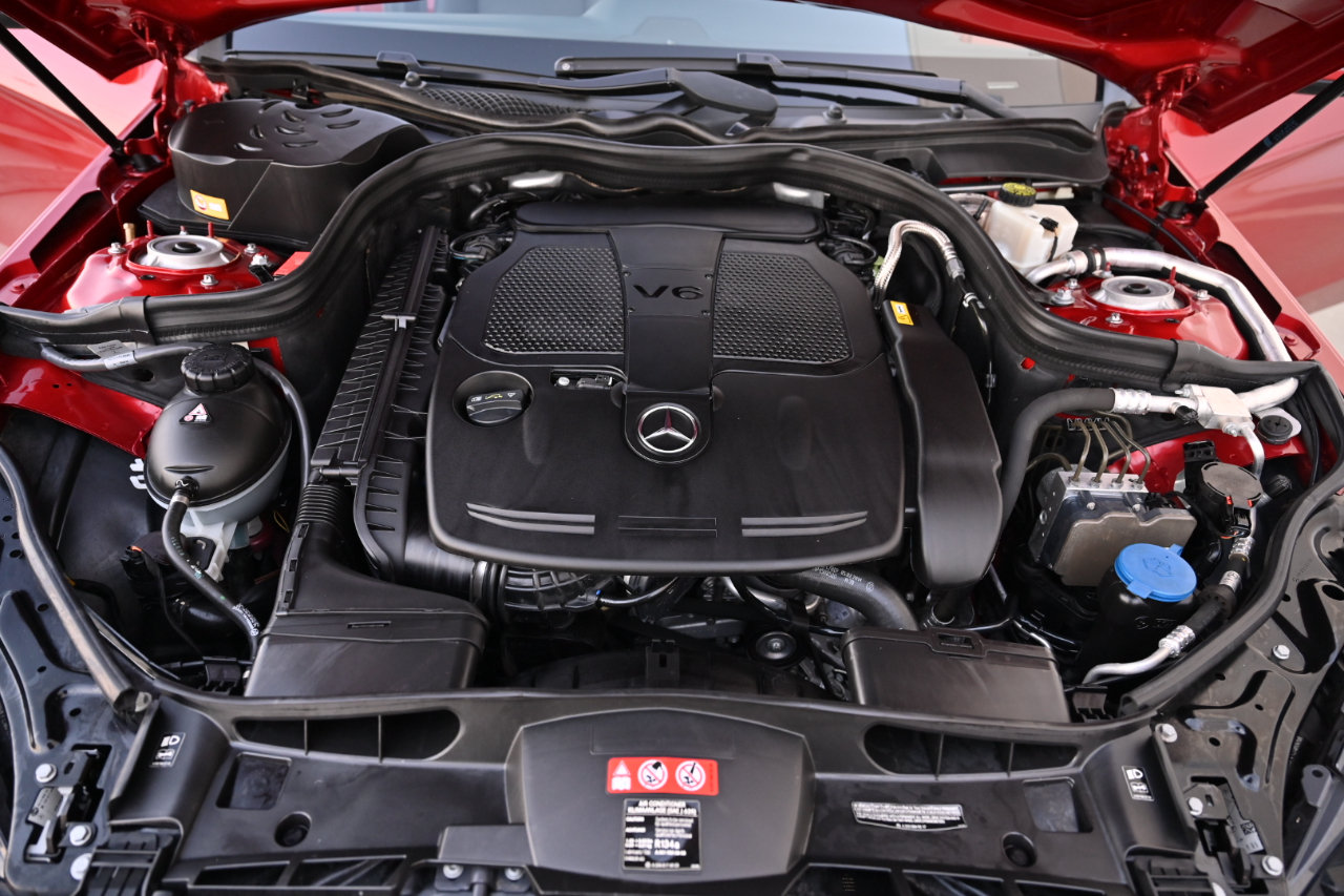 Used 2014 Mercedes-Benz E 350 4MATIC Wagon image 46
