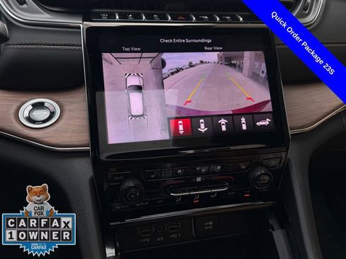 Used 2025 Jeep Grand Cherokee L Summit w/ Obsidian Package AWD/4WD image 9
