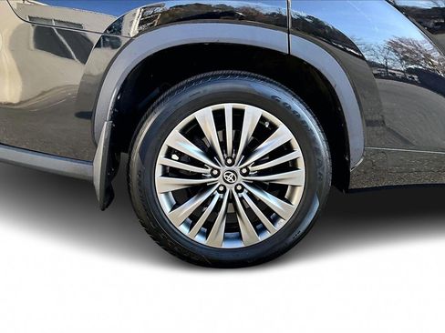 Used 2021 Toyota Highlander Platinum image 36