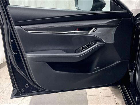 Used 2021 MAZDA MAZDA3 AWD 2.5 Turbo Hatchback image 9