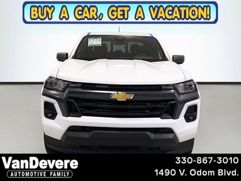 Used 2024 Chevrolet Colorado LT w/ LT Convenience Package AWD/4WD image 1