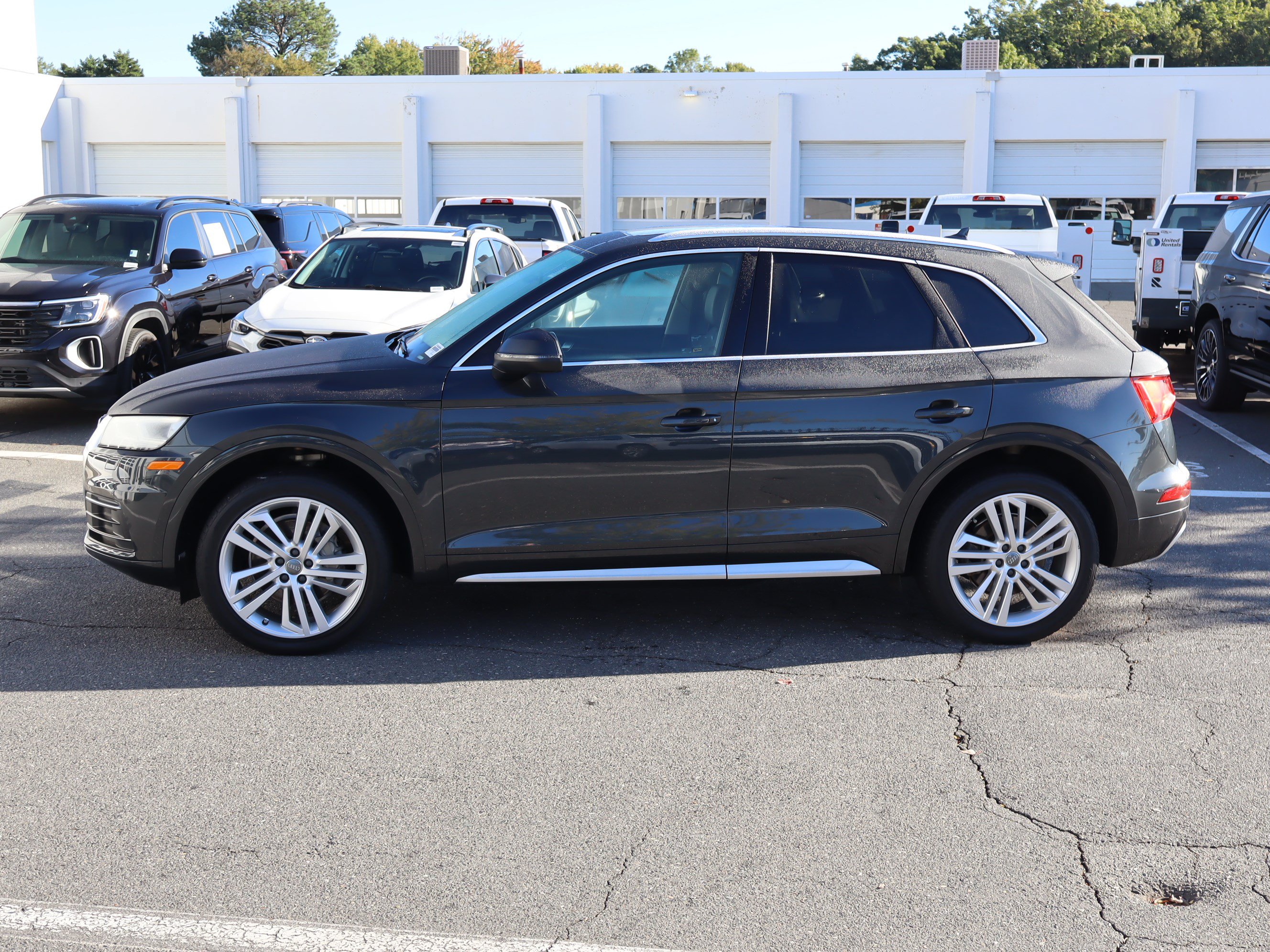 Used 2019 Audi Q5 2.0T Premium Plus w/ Premium Plus Package AWD/4WD image 7