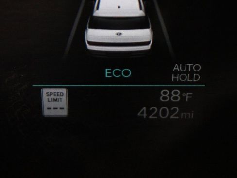 Certified 2026 Hyundai Santa Fe SEL FWD image 28