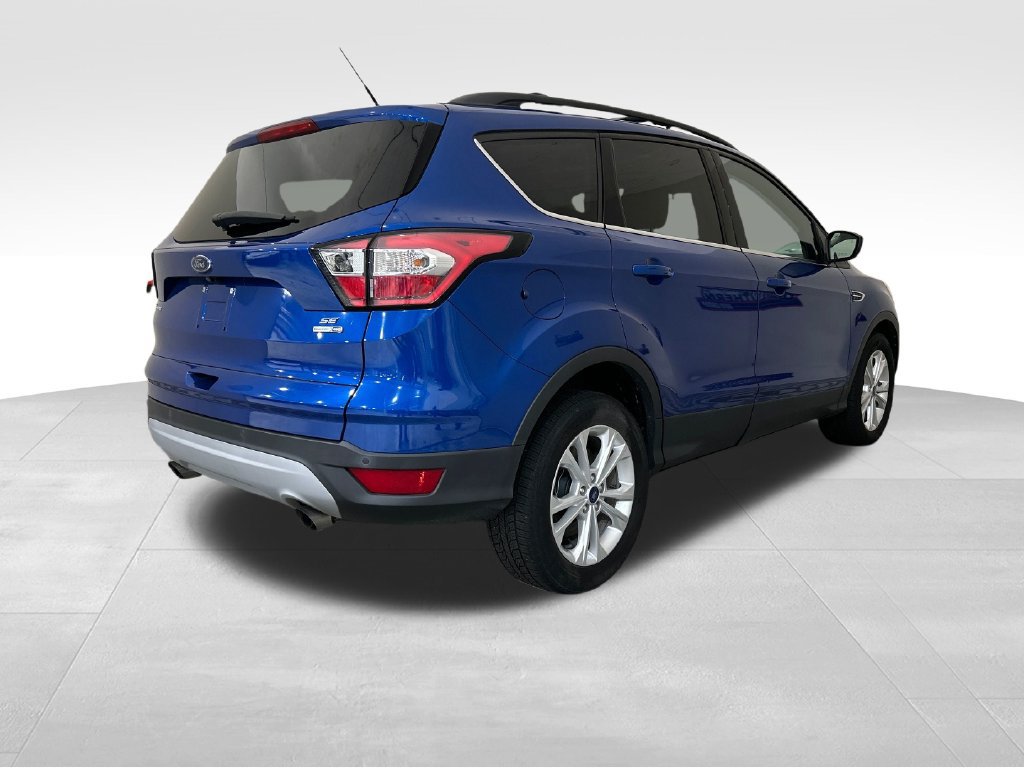 Used 2017 Ford Escape SE w/ Equipment Group 201A AWD/4WD image 5