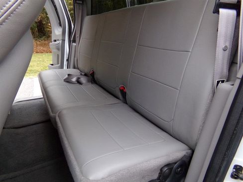 Used 2001 Ford F150 Lariat image 45