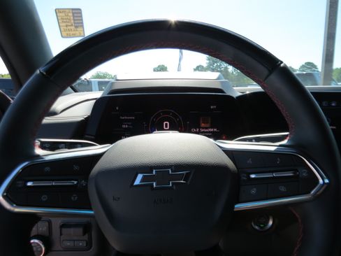 Used 2025 Chevrolet Tahoe RST w/ Advanced Technology Package AWD/4WD image 27