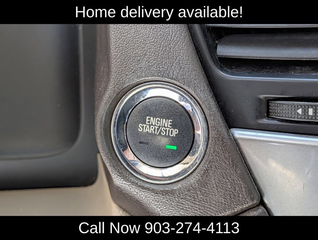 Used 2020 Chevrolet Suburban LT w/ Luxury Package AWD/4WD image 19