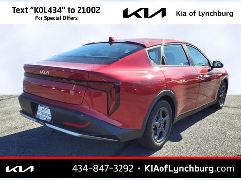 New 2025 Kia K4 LXS image 4