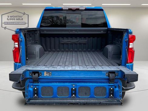 Used 2022 Chevrolet Silverado 1500 ZR2 w/ Technology Package image 8