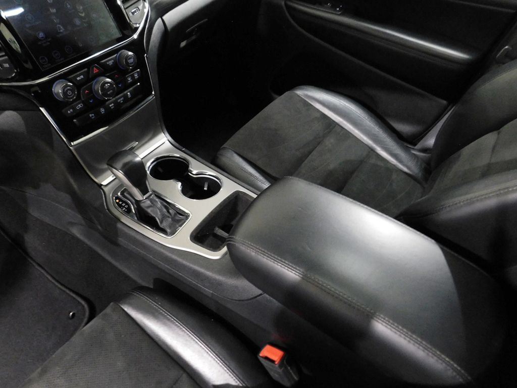 Used 2020 Jeep Grand Cherokee Altitude AWD/4WD image 55