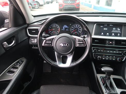 Used 2020 Kia Optima S FWD image 14
