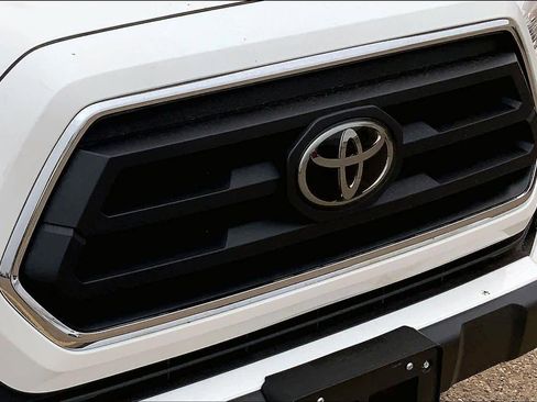 Used 2023 Toyota Tacoma SR5 RWD image 30
