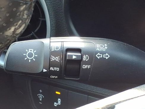 Used 2023 Kia Forte GT-Line w/ GT-Line Premium Package image 28