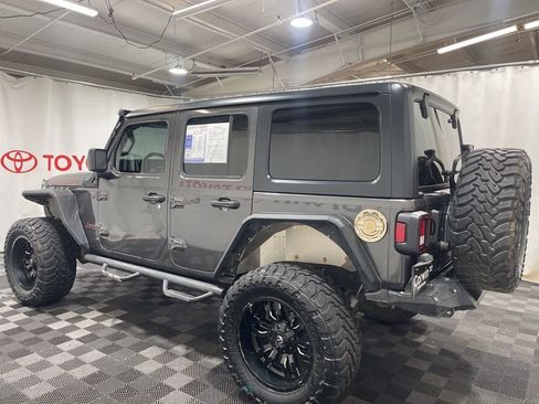 Used 2018 Jeep Wrangler Unlimited Rubicon image 4