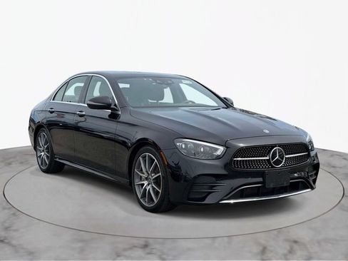 Used 2023 Mercedes-Benz E 450 4MATIC Sedan image 1