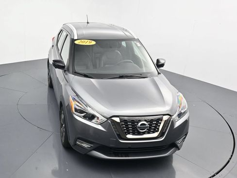 Used 2019 Nissan Kicks SR w/ SR Premium Package FWD image 24