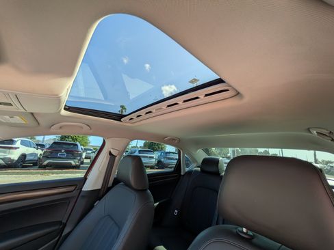 Used 2020 Volkswagen Passat 2.0T SEL FWD image 19