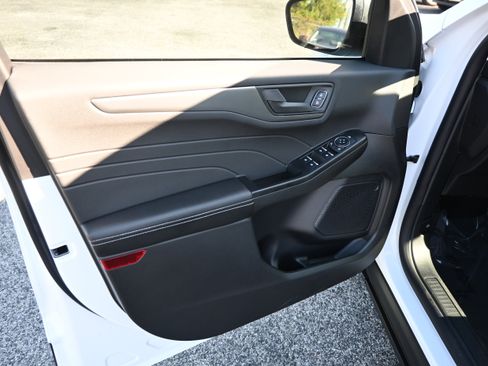 New 2026 Ford Escape Active w/ Tech Pack #1 image 14