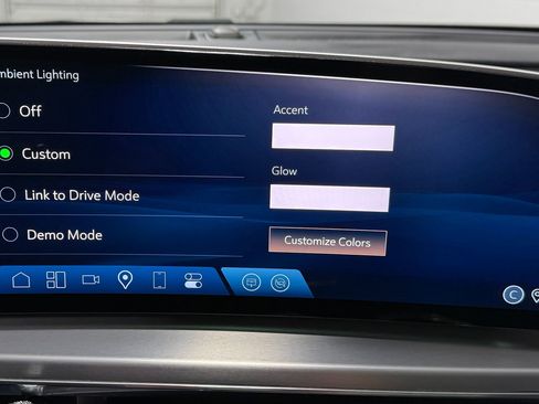 Used 2024 Cadillac Lyriq Luxury AWD/4WD image 30