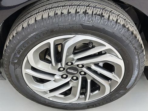 Used 2025 Lincoln Navigator Reserve AWD/4WD image 23