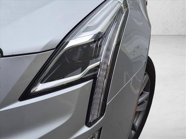Used 2020 Cadillac XT5 Premium Luxury FWD image 4
