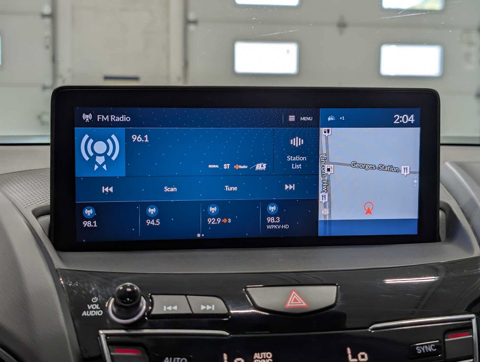 Used 2019 Acura RDX w/ Technology Package AWD/4WD image 25