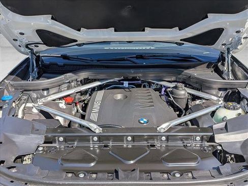 New 2026 BMW X7 xDrive40i image 17