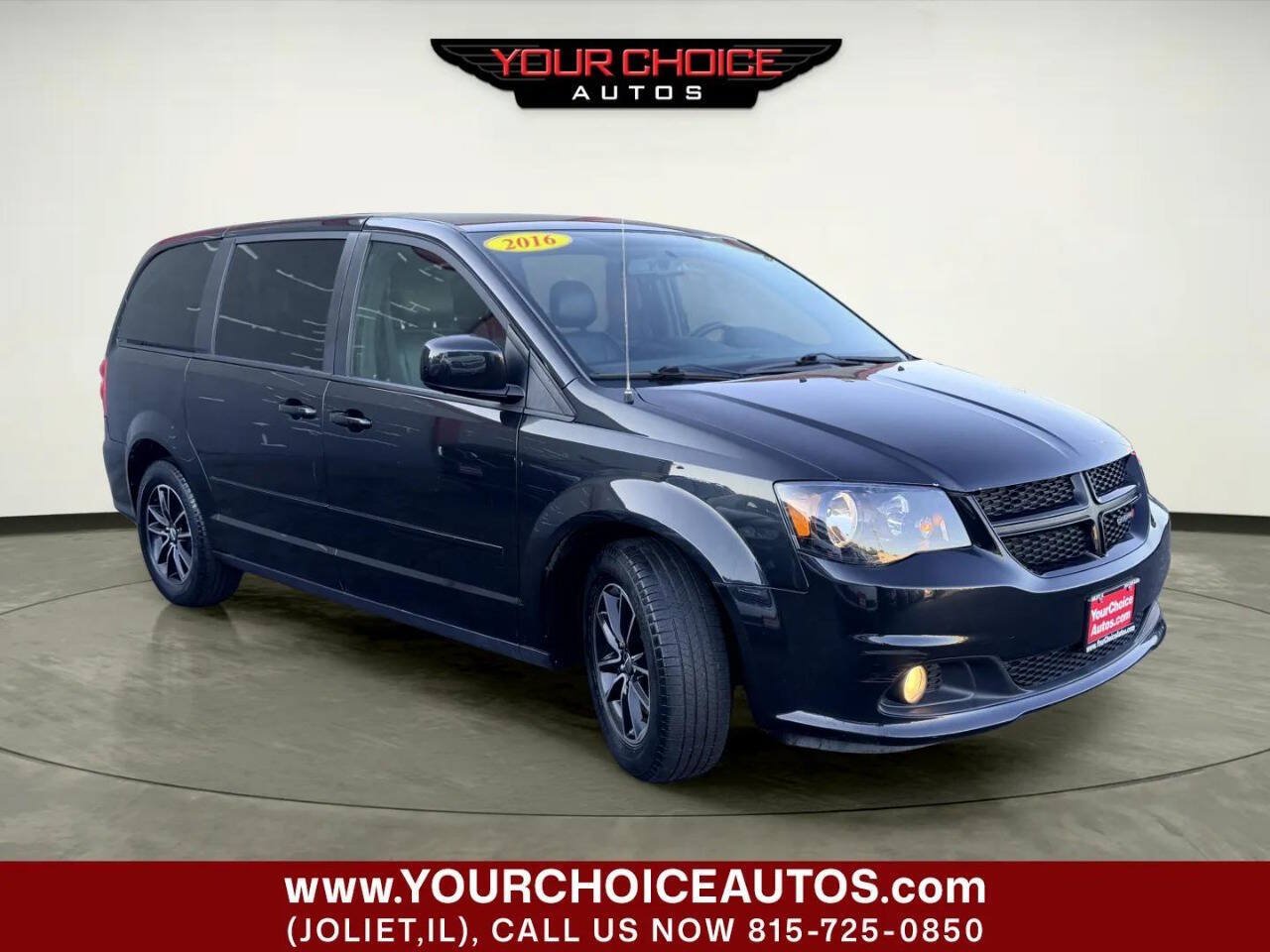 Used 2016 Dodge Grand Caravan SXT FWD image 7
