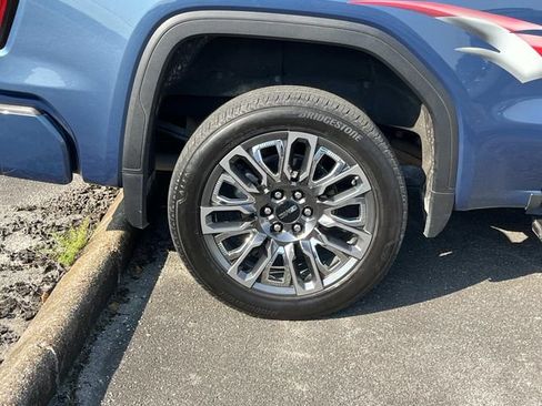 Certified 2025 GMC Sierra 1500 Denali Ultimate AWD/4WD image 12