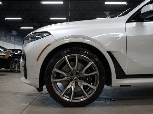 Used 2022 BMW X7 M50i AWD/4WD image 37