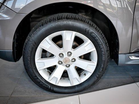Used 2010 Mitsubishi Outlander SE AWD/4WD image 32