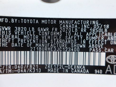 Used 2018 Toyota Corolla LE FWD image 46