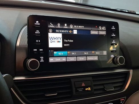 Used 2018 Honda Accord EX-L image 16