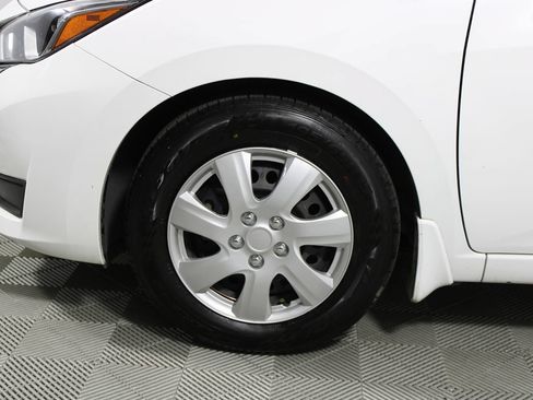 Used 2024 Nissan Versa S w/ Trunk Package FWD image 34