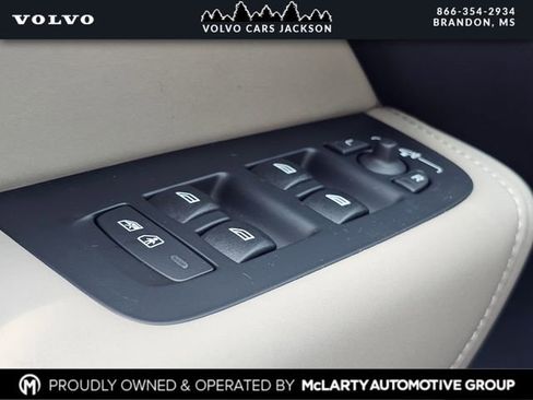New 2026 Volvo XC60 B5 Plus w/ Protection Package Premier image 5