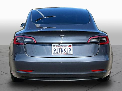 Used 2023 Tesla Model 3 Standard Range RWD image 4