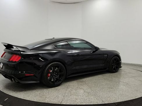 Used 2017 Ford Mustang Shelby GT350R w/ GT350R Equipment Group 920A RWD image 5