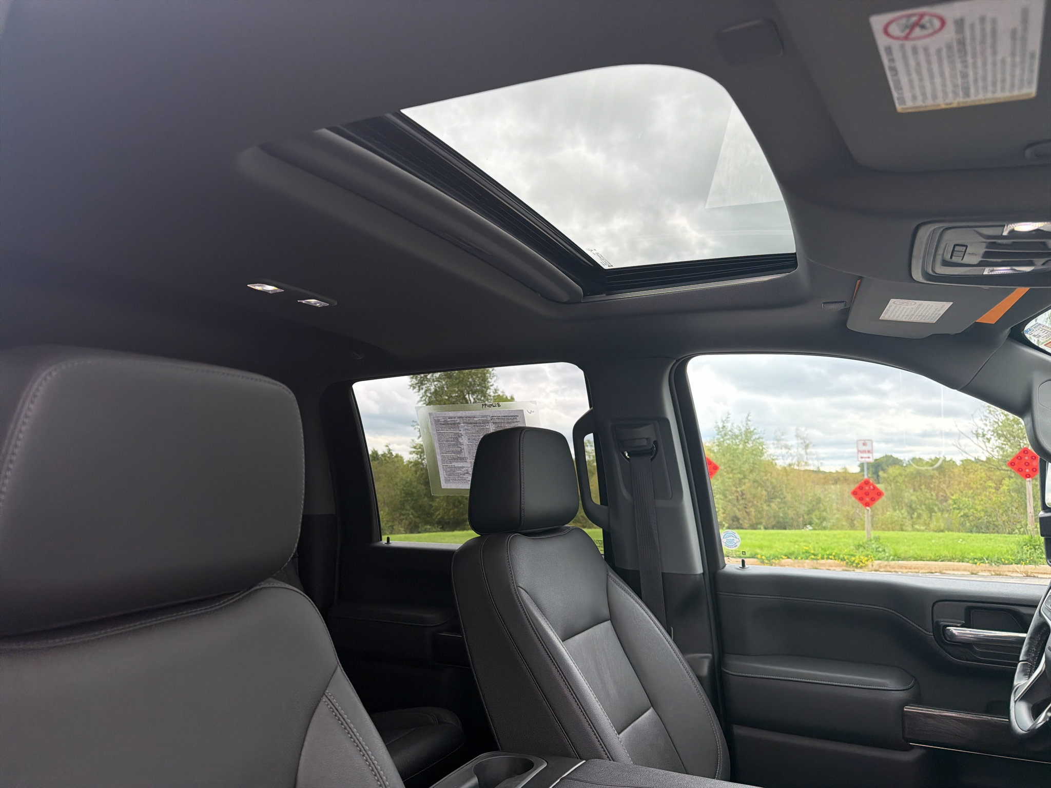 Used 2023 Chevrolet Silverado 2500 LTZ w/ LTZ Convenience Package AWD/4WD image 28