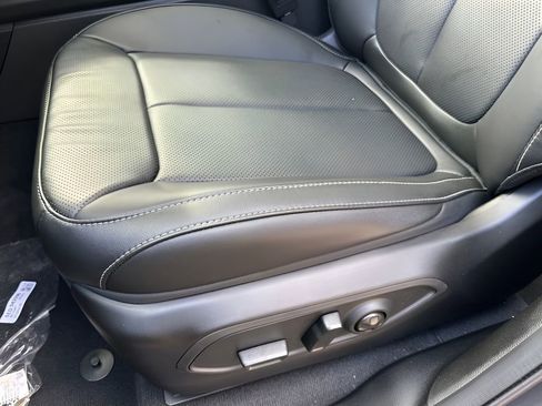 New 2024 Jeep Grand Cherokee Limited 4xe w/ Luxury Tech Group II image 19